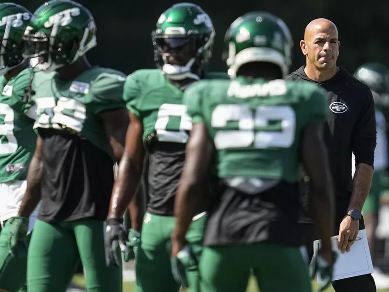 New York Jets head coach Robert Saleh watches team