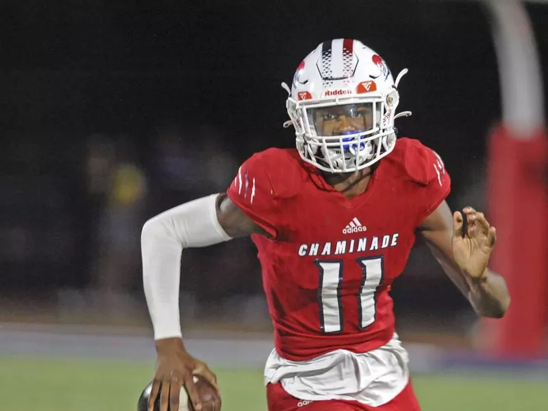 Chaminade-Madonna quarterback Cedrick Bailey