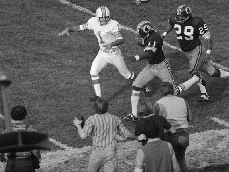 Miami Dolphins kicker Garo Yepremian