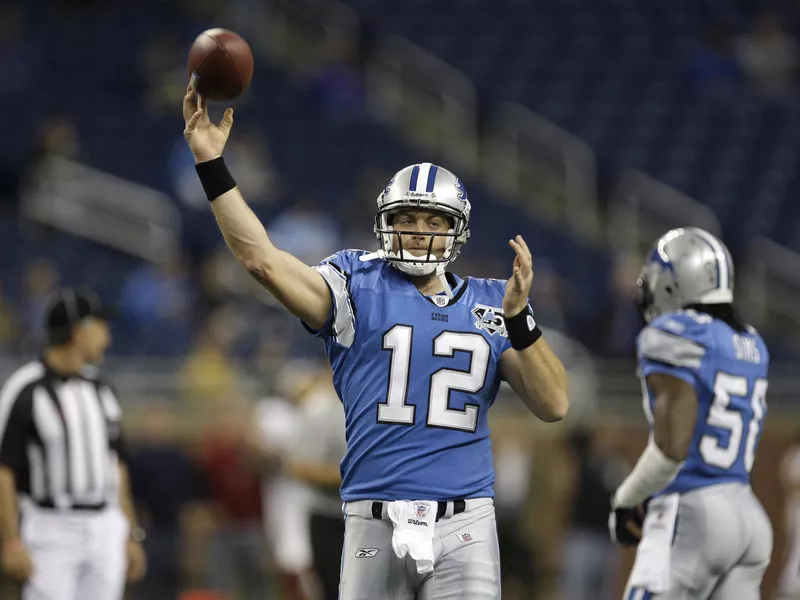 Drew Henson warms up against Washington Redskins