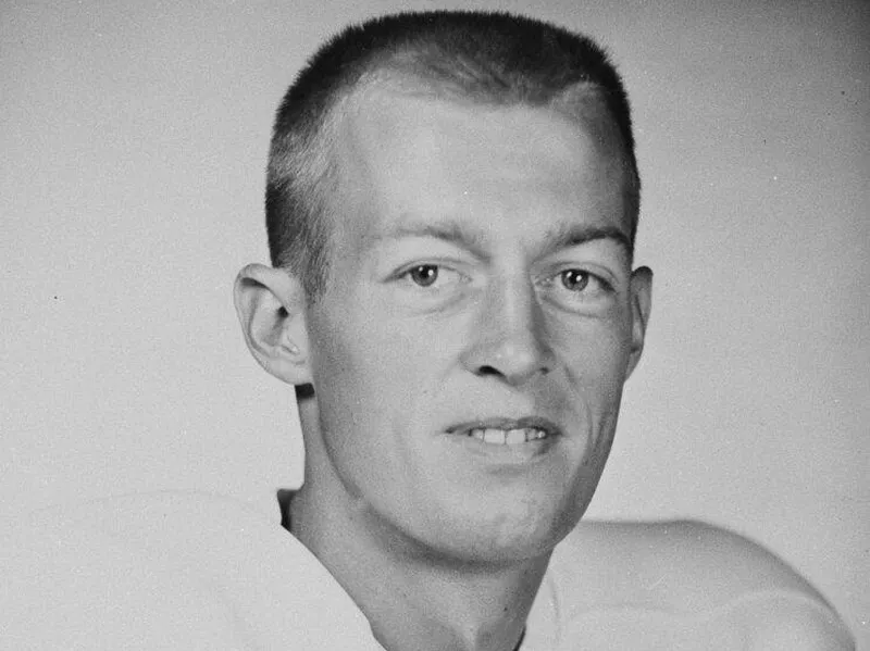 Oregon State quarterback Terry Baker