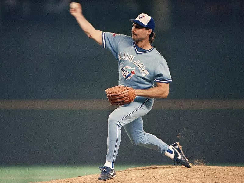 Toronto's Dave Stieb pitches