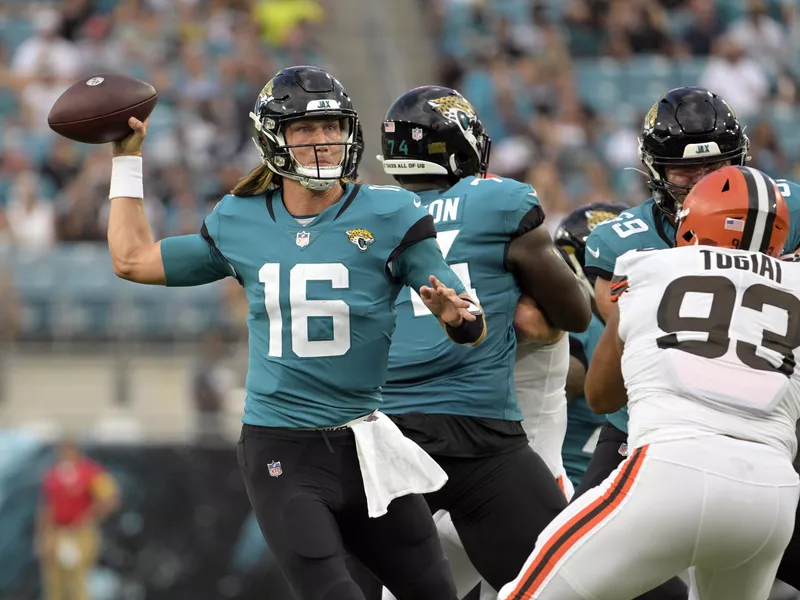 Jacksonville Jaguars quarterback Trevor Lawrence throwing the ball