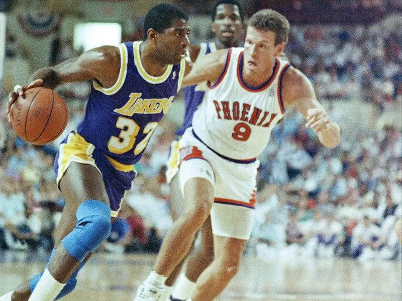 Magic Johnson and Dan Majerle in 1989